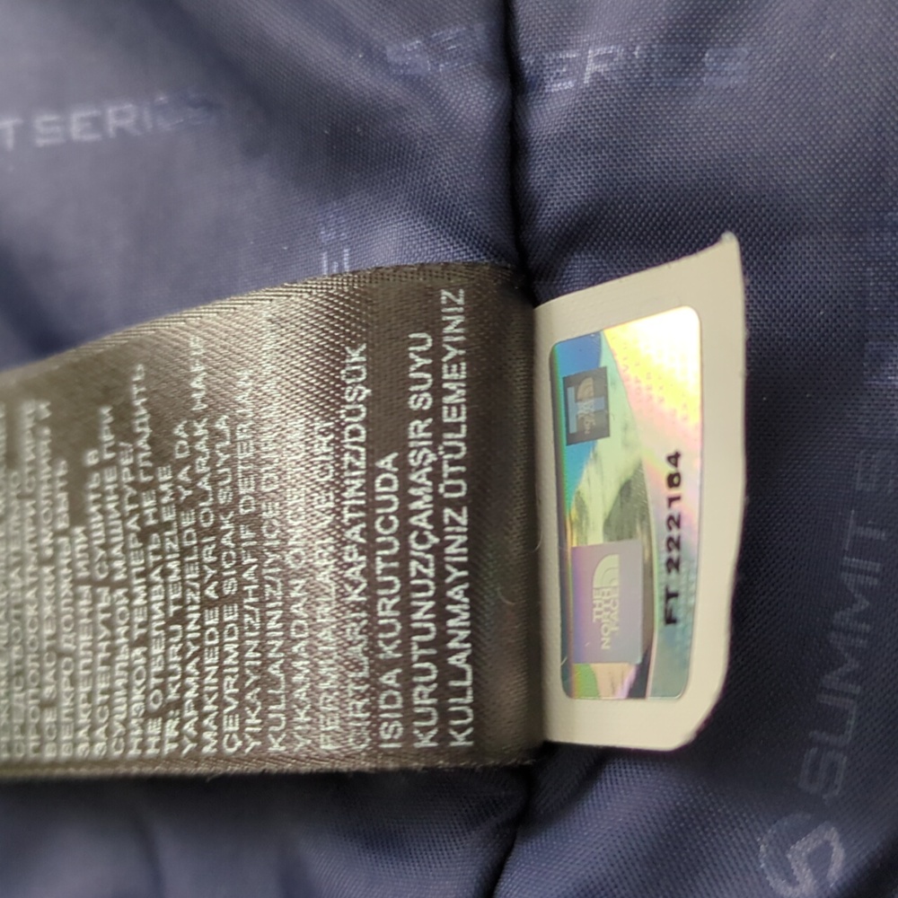 Women's Medium North Face GORE-TEX Summit Series Jacket with RECCO - Picture 12 of 12